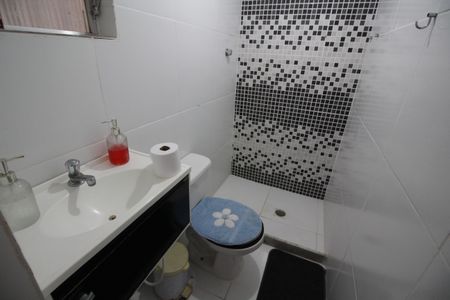 Casa à venda com 370m², 5 quartos e 2 vagasBanheiro de Serviço