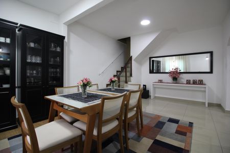 Casa à venda com 370m², 5 quartos e 2 vagasSala 2