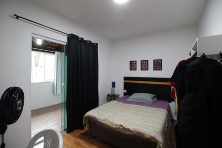 Casa à venda com 370m², 5 quartos e 2 vagasQuarto 2