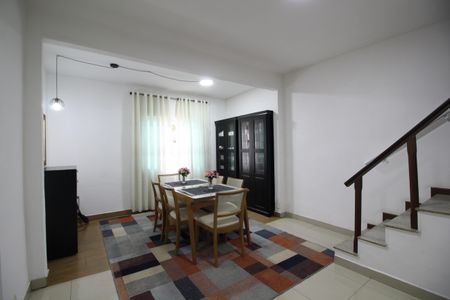 Casa à venda com 370m², 5 quartos e 2 vagasSala 2