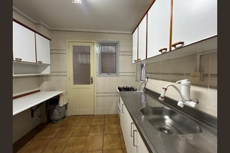 Apartamento à venda com 65m², 2 quartos e sem vaga Apartamento à venda com 65m², 2 quartos e sem vagaCozinha