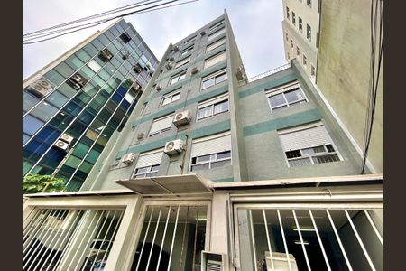 Apartamento à venda com 65m², 2 quartos e sem vaga Apartamento à venda com 65m², 2 quartos e sem vagaFachada