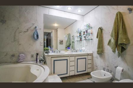 Apartamento à venda com 280m², 4 quartos e 3 vagasFoto 34