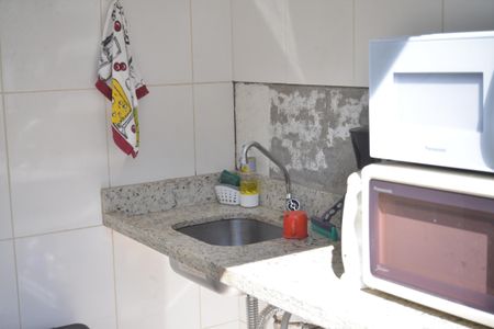 Casa à venda com 108m², 2 quartos e 1 vagaSala