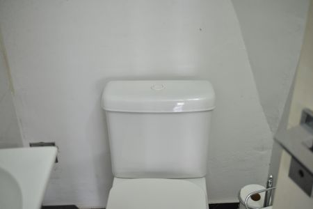 Casa à venda com 108m², 2 quartos e 1 vagaBanheiro Social