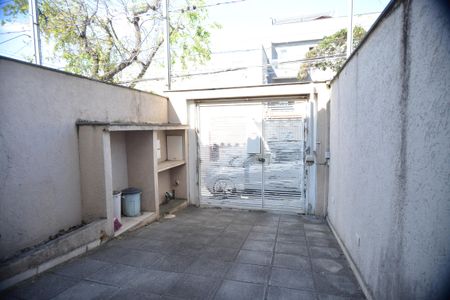 Casa à venda com 108m², 2 quartos e 1 vagaÁrea Externa