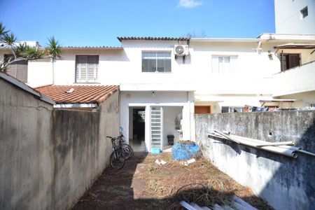 Casa à venda com 108m², 2 quartos e 1 vagaVista