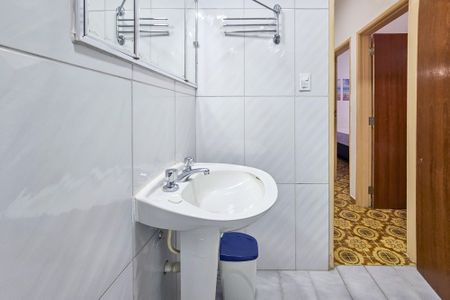 Apartamento para alugar com 74m², 2 quartos e 1 vaga Apartamento para alugar com 74m², 2 quartos e 1 vagaBanheiro