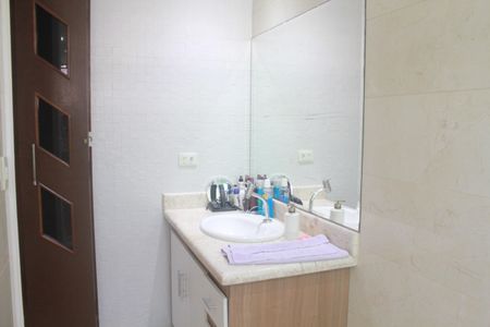 Casa à venda com 170m², 3 quartos e 4 vagasBanheiro da Suíte