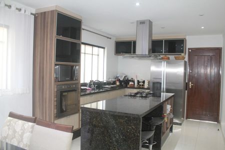 Casa à venda com 170m², 3 quartos e 4 vagasCozinha