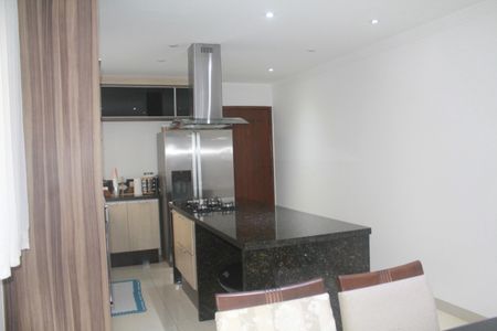 Casa à venda com 170m², 3 quartos e 4 vagasCozinha