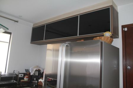 Casa à venda com 170m², 3 quartos e 4 vagasCozinha