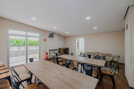 Apartamento à venda com 74m², 3 quartos e 1 vagaÁrea comum - Salão de festas