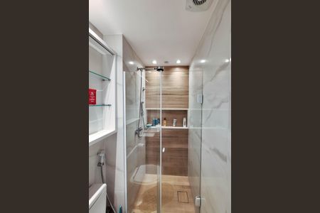 Apartamento à venda com 105m², 3 quartos e 2 vagas Apartamento à venda com 105m², 3 quartos e 2 vagasBanheiro da Suíte 2