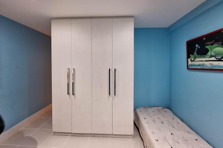 Apartamento à venda com 105m², 3 quartos e 2 vagas Apartamento à venda com 105m², 3 quartos e 2 vagasSuíte 1