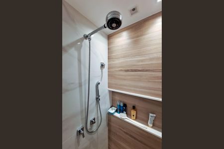 Apartamento à venda com 105m², 3 quartos e 2 vagas Apartamento à venda com 105m², 3 quartos e 2 vagasBanheiro da Suíte 2