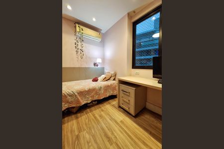 Apartamento à venda com 105m², 3 quartos e 2 vagas Apartamento à venda com 105m², 3 quartos e 2 vagasQuarto 1