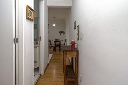 Apartamento à venda com 49m², 2 quartos e 1 vaga Apartamento à venda com 49m², 2 quartos e 1 vagaCorredor
