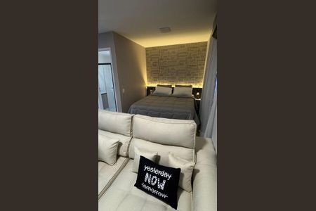 Studio à venda com 27m², 1 quarto e sem vaga Studio à venda com 27m², 1 quarto e sem vagaSala/Quarto
