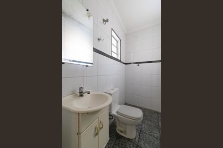 Casa à venda com 110m², 2 quartos e 2 vagasBanheiro 2