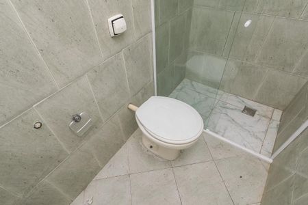 Apartamento à venda com 73m², 3 quartos e sem vagaBanheiro 2