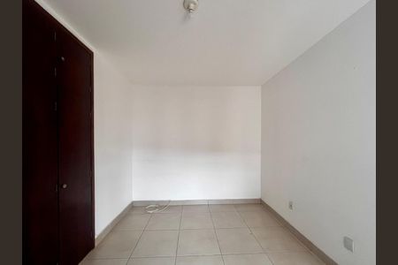 Casa à venda com 153m², 3 quartos e 2 vagas Casa à venda com 153m², 3 quartos e 2 vagasQuarto 2