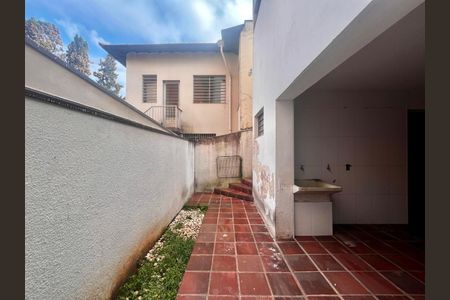 Casa à venda com 153m², 3 quartos e 2 vagas Casa à venda com 153m², 3 quartos e 2 vagasQuintal