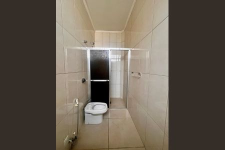 Casa à venda com 153m², 3 quartos e 2 vagas Casa à venda com 153m², 3 quartos e 2 vagasBanheiro da Suíte