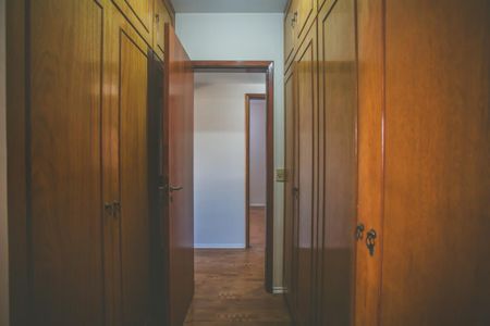 Apartamento à venda com 126m², 3 quartos e 2 vagas Apartamento à venda com 126m², 3 quartos e 2 vagasSuíte