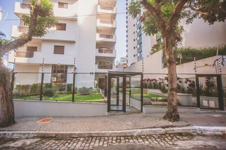 Apartamento à venda com 126m², 3 quartos e 2 vagas Apartamento à venda com 126m², 3 quartos e 2 vagasFachada