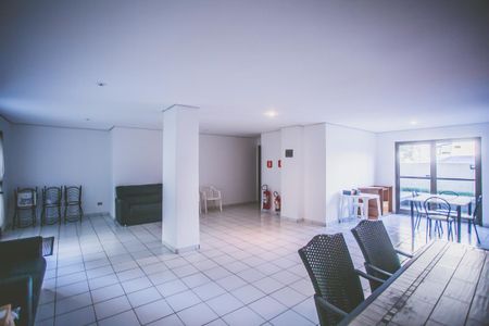 Apartamento à venda com 126m², 3 quartos e 2 vagas Apartamento à venda com 126m², 3 quartos e 2 vagasÁrea comum - Salão de festas