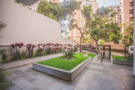 Apartamento à venda com 126m², 3 quartos e 2 vagas Apartamento à venda com 126m², 3 quartos e 2 vagasHall de entrada