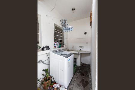 Casa à venda com 115m², 2 quartos e 1 vagaÁrea de Serviço