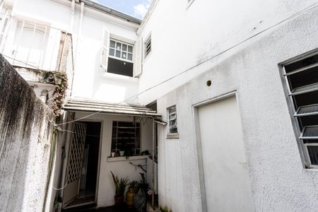 Casa à venda com 115m², 2 quartos e 1 vagaQuintal