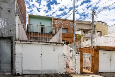 Casa à venda com 115m², 2 quartos e 1 vagaFachada