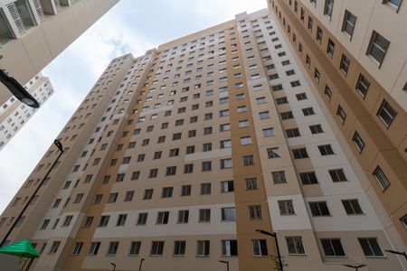 Apartamento à venda com 42m², 2 quartos e sem vaga Apartamento à venda com 42m², 2 quartos e sem vagaFachada