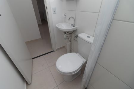 Apartamento à venda com 42m², 2 quartos e sem vaga Apartamento à venda com 42m², 2 quartos e sem vagaBanheiro