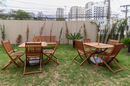 Apartamento à venda com 42m², 2 quartos e sem vaga Apartamento à venda com 42m², 2 quartos e sem vagaÁrea comum - Churrasqueira