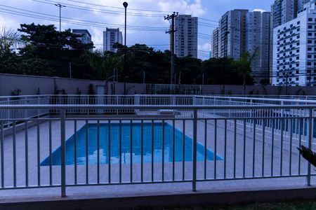 Apartamento à venda com 42m², 2 quartos e sem vaga Apartamento à venda com 42m², 2 quartos e sem vagaÁrea comum - Piscina