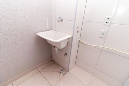 Apartamento à venda com 42m², 2 quartos e sem vaga Apartamento à venda com 42m², 2 quartos e sem vagaVaranda da Sala / Área de Serviço
