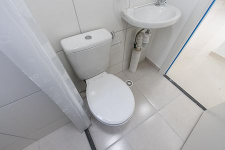 Apartamento à venda com 42m², 2 quartos e sem vaga Apartamento à venda com 42m², 2 quartos e sem vagaBanheiro Social