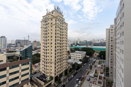 Apartamento à venda com 42m², 2 quartos e sem vaga Apartamento à venda com 42m², 2 quartos e sem vagaVista/Sacada/Sala