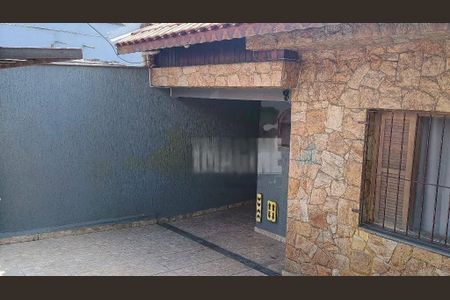 Casa à venda com 102m², 2 quartos e 2 vagas