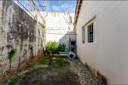 Casa à venda com 280m², 4 quartos e 2 vagas Casa à venda com 280m², 4 quartos e 2 vagasQuintal