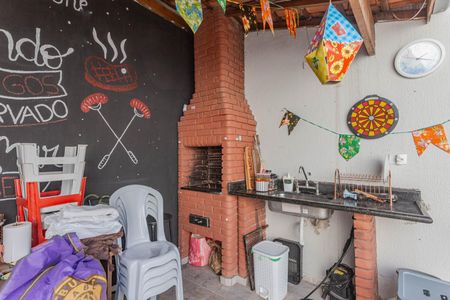 Casa à venda com 154m², 3 quartos e 4 vagasChurrasqueira