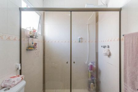 Casa à venda com 154m², 3 quartos e 4 vagasBanheiro da Suíte