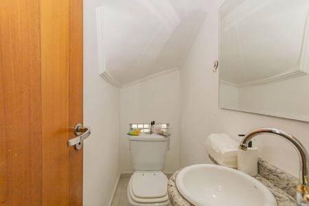 Casa à venda com 154m², 3 quartos e 4 vagasLavabo