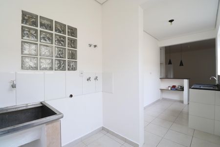 Apartamento à venda com 80m², 2 quartos e sem vagaCozinha e Área de Serviço