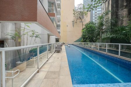 Apartamento à venda com 65m², 2 quartos e 1 vaga Apartamento à venda com 65m², 2 quartos e 1 vagaÁrea comum - Piscina