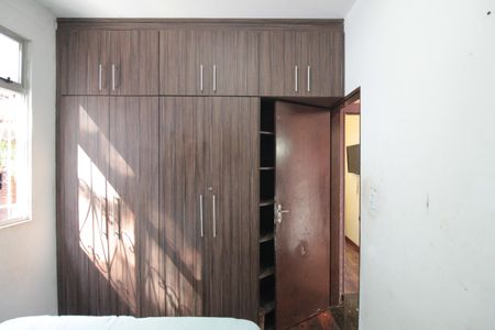 Casa à venda com 140m², 3 quartos e 2 vagasQuarto 2